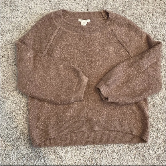 NWT Urban outfitters Sweater - Picture 1 of 4